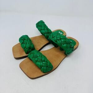 GUESS Green Braided Double Strap Flat Sandals – Size 6.5